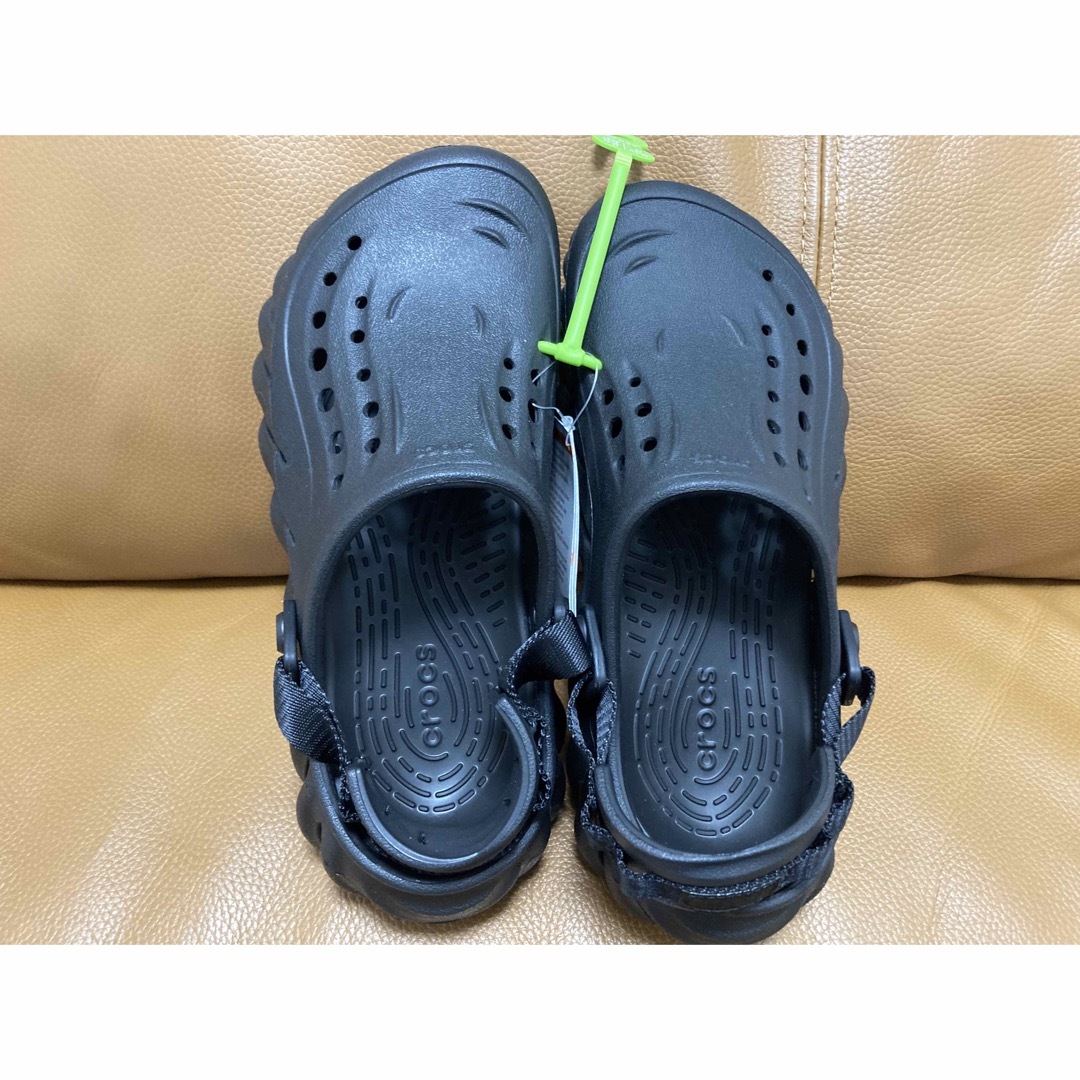 crocs(クロックス)のcrocs Classic クロックス　echo clog 新品　24cm レディースの靴/シューズ(サンダル)の商品写真