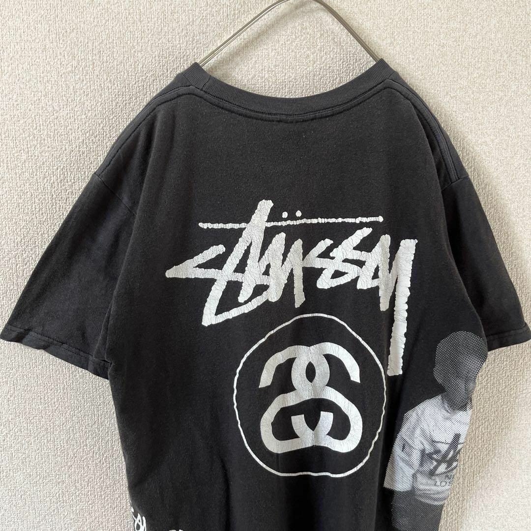 STUSSY(ステューシー)のT1 stussy tシャツ　半袖　バッグプリント　黒　Sメンズ メンズのトップス(Tシャツ/カットソー(半袖/袖なし))の商品写真