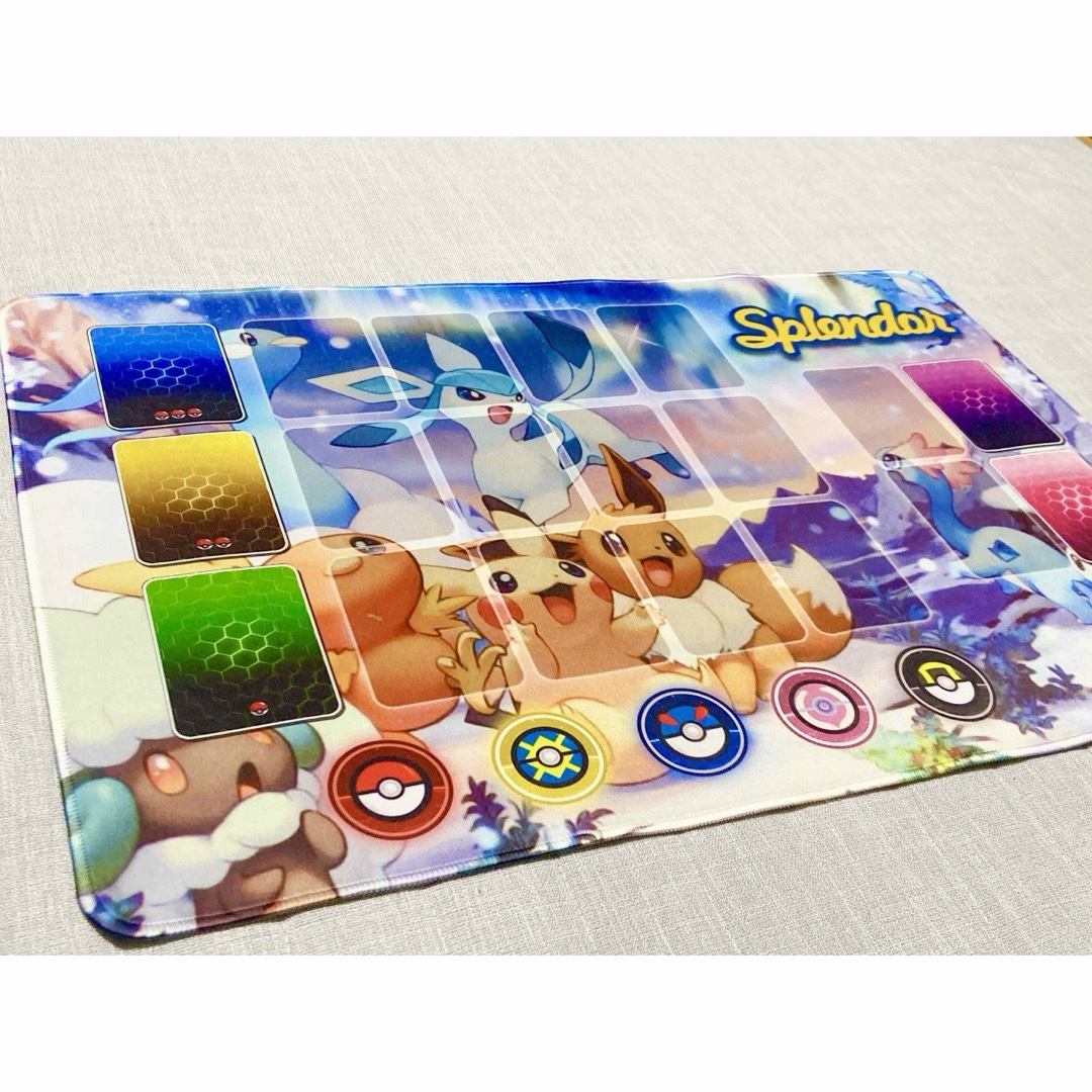 韓国限定スプレンダー　ポケモンバージョン未開封品 プレイマット付き エンタメ/ホビーのテーブルゲーム/ホビー(その他)の商品写真