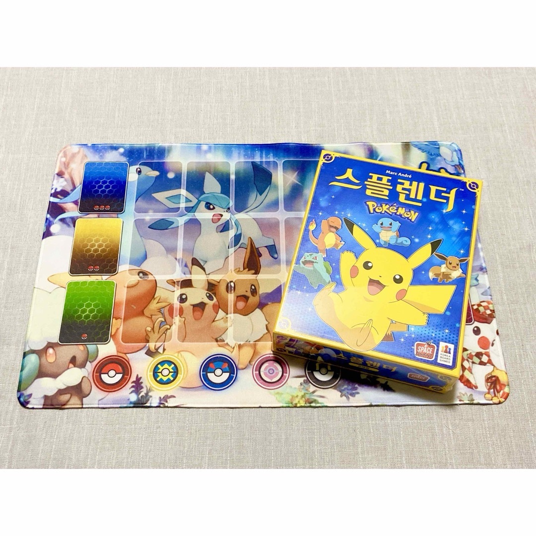 韓国限定スプレンダー　ポケモンバージョン未開封品 プレイマット付き エンタメ/ホビーのテーブルゲーム/ホビー(その他)の商品写真