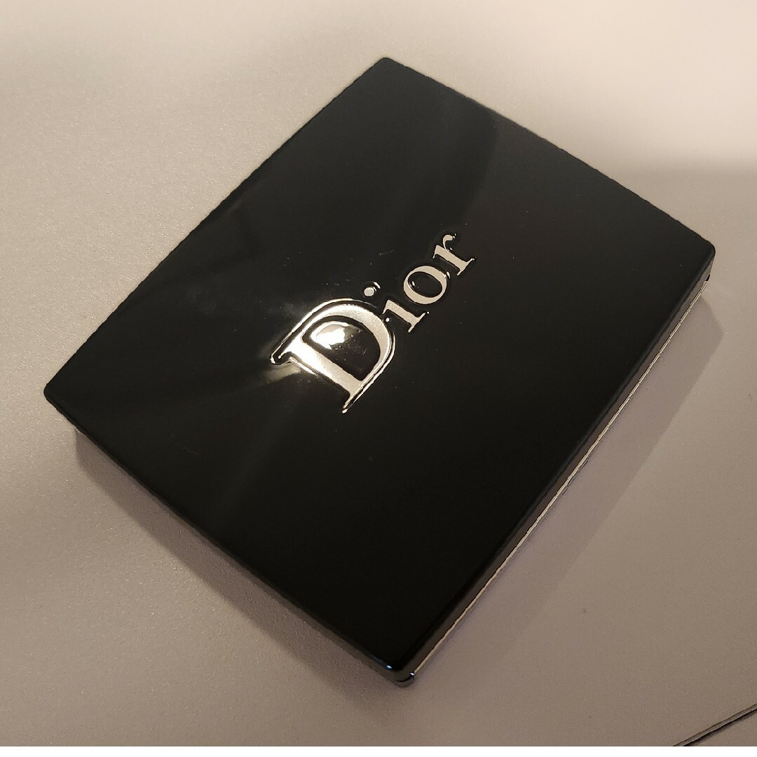 Christian Dior(クリスチャンディオール)の【DIOR】サンククルール クチュール 659アーリー・バード コスメ/美容のベースメイク/化粧品(アイシャドウ)の商品写真