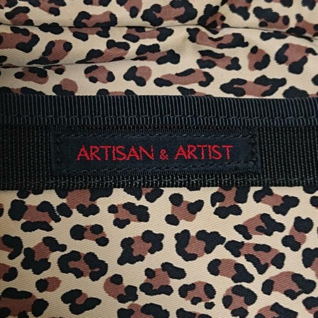 Artisan&Artist(アルティザンアンドアーティスト)のARTISAN&ARTIST(アルティザン&アーティスト) ウエストポーチ - ベージュ×ダークブラウン×黒 豹柄 ナイロン レディースのバッグ(ボディバッグ/ウエストポーチ)の商品写真