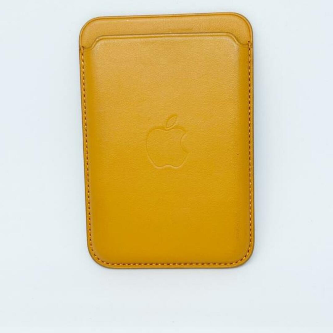 Apple(アップル)のApple(アップル) カードケース iPhone ウォレット ブラウン MagSafe レザー レディースのファッション小物(名刺入れ/定期入れ)の商品写真