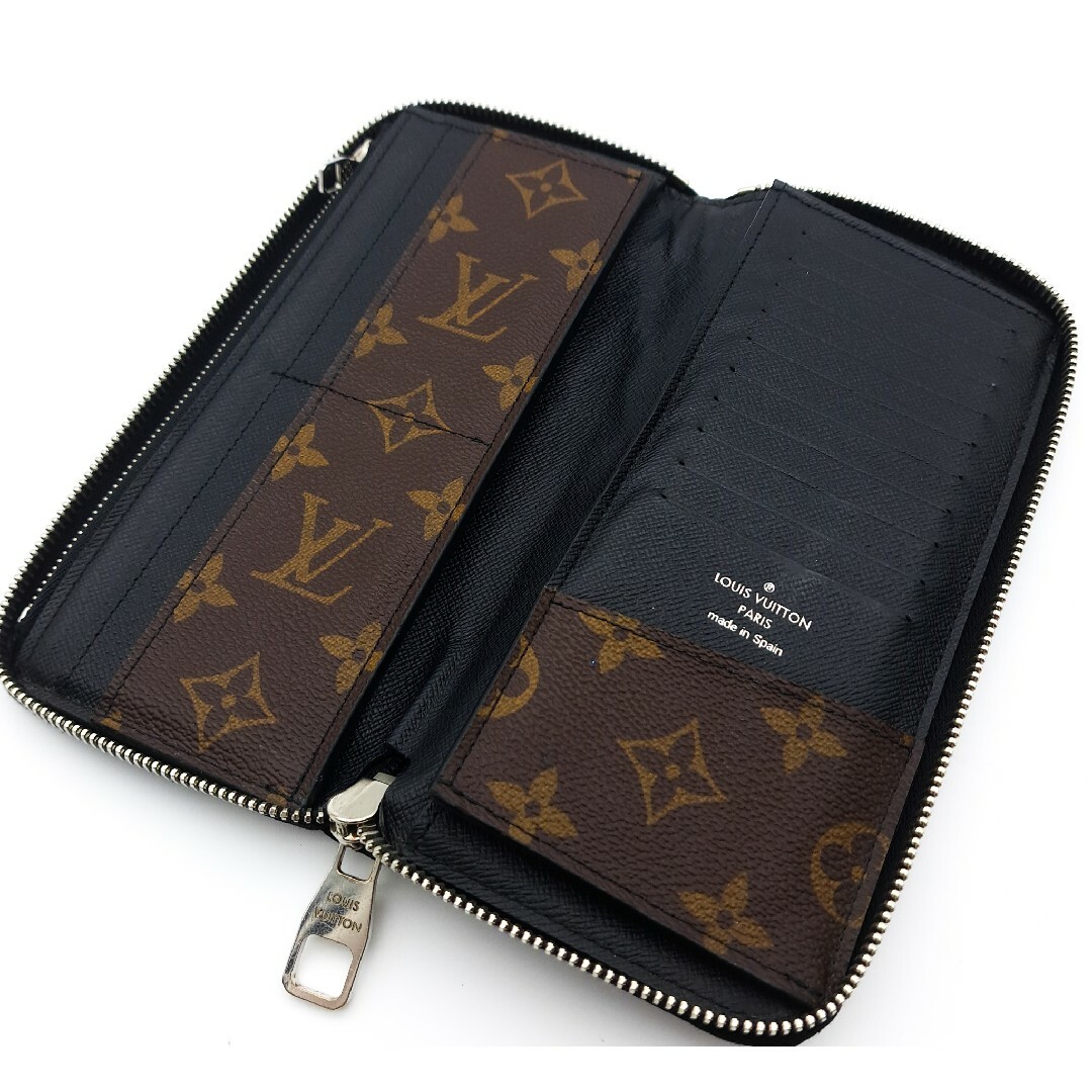 LOUIS VUITTON(ルイヴィトン)のルイヴィトン【最高級美品】モノグラムマカサージッピーウォレットヴェルティカル メンズのファッション小物(長財布)の商品写真