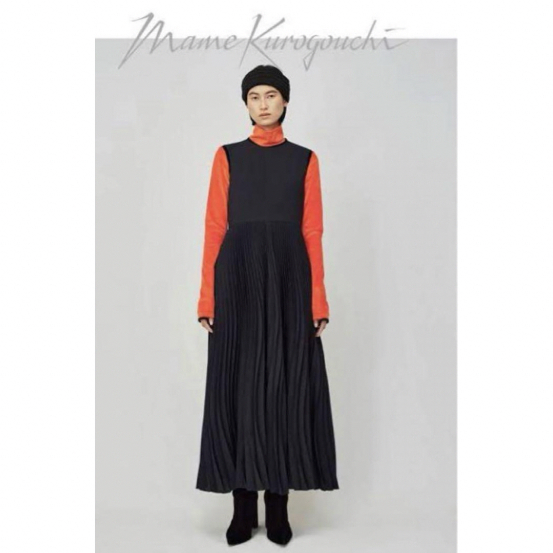 mame(マメ)のマメクロゴウチ　Curved Pleated Sleeveless Dress レディースのワンピース(ロングワンピース/マキシワンピース)の商品写真