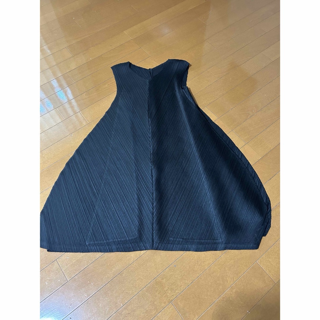 PLEATS PLEASE ISSEY MIYAKE(プリーツプリーズイッセイミヤケ)のpleats please チュニック　レア レディースのトップス(チュニック)の商品写真