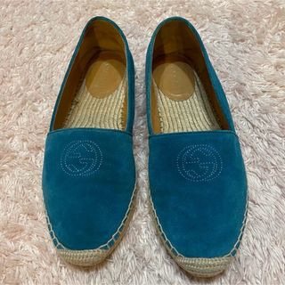 グッチ(Gucci)の【美品】GUCCI スリッポン　スウェード　スカイブルー　サイズ36 1/2(スリッポン/モカシン)