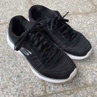 スケッチャーズ(SKECHERS)のスケッチャーズ　skechers ランニングシューズ　黒 24cm 23.5cm(スニーカー)