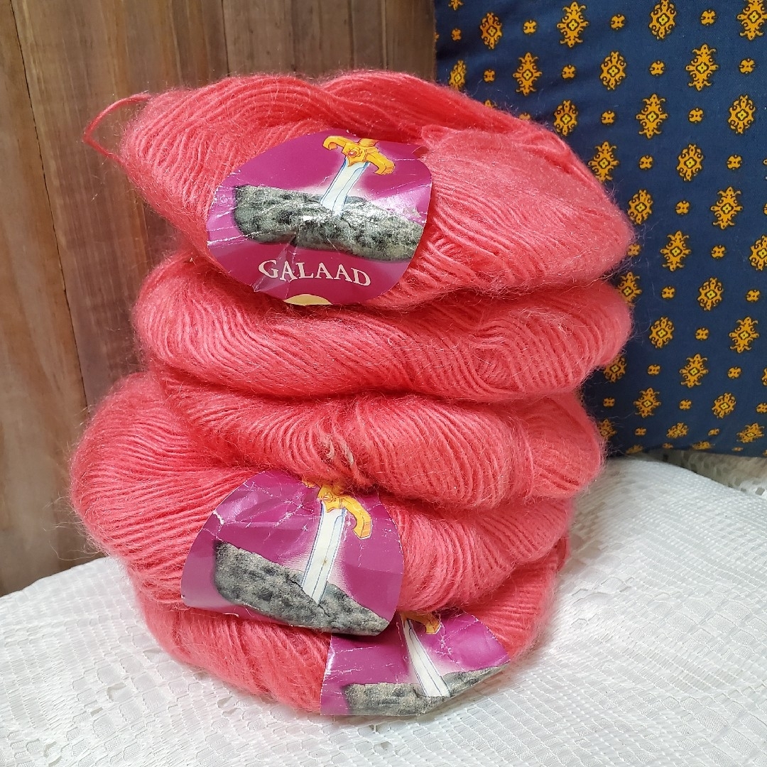 【ガラード】 モヘア 毛糸 ピンク ビビットカラー 5玉 難あり ハンドメイドの素材/材料(生地/糸)の商品写真
