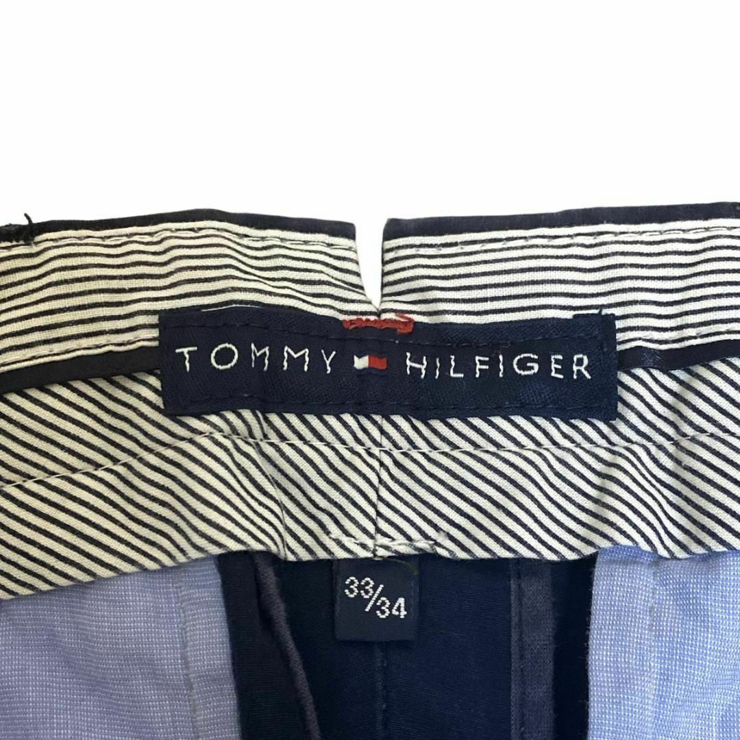 TOMMY HILFIGER(トミーヒルフィガー)のトミーヒルフィガー チノパン コットンパンツ W33 ロゴ刺繍 ネイビーz81 メンズのパンツ(チノパン)の商品写真