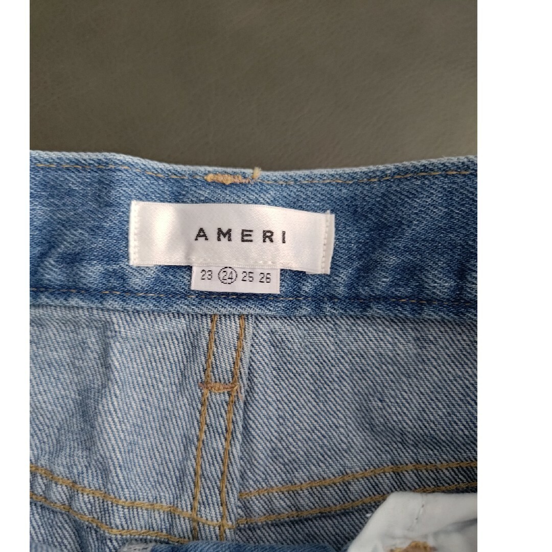 Ameri VINTAGE(アメリヴィンテージ)のAMERI SLIM STRAIGHT DENIM PANTS size24 レディースのパンツ(デニム/ジーンズ)の商品写真