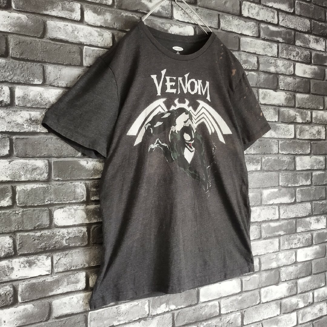 Old Navy(オールドネイビー)の鬼フェード霜降りグレーマーベルヴェノムムービーtシャツTシャツ映画キャラクター メンズのトップス(Tシャツ/カットソー(半袖/袖なし))の商品写真