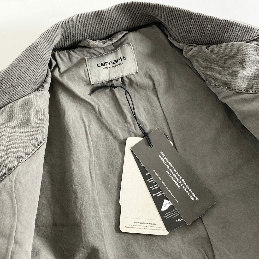 carhartt(カーハート)の57e12 《未使用保管品》 タグ付 Carhartt WIP カーハート ダブルアイピ― SANTA FE BOMBER サンタフェボンバー ジャケット ブルゾン I030284 Mサイズ ブラック グレー コットン レディースのジャケット/アウター(ブルゾン)の商品写真