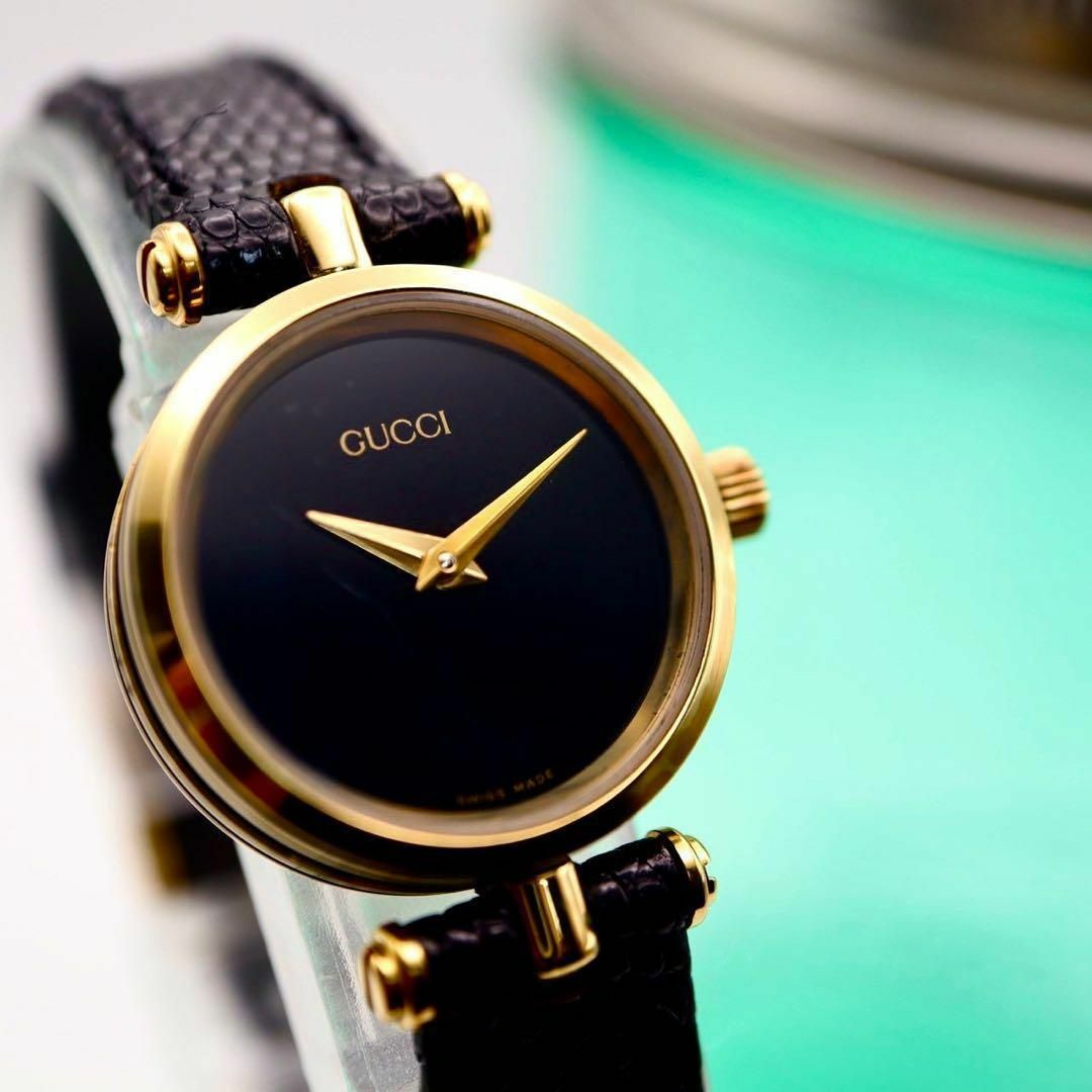 Gucci(グッチ)の美品 GUCCI ラウンド ブラック クォーツ レディース腕時計 701 レディースのファッション小物(腕時計)の商品写真