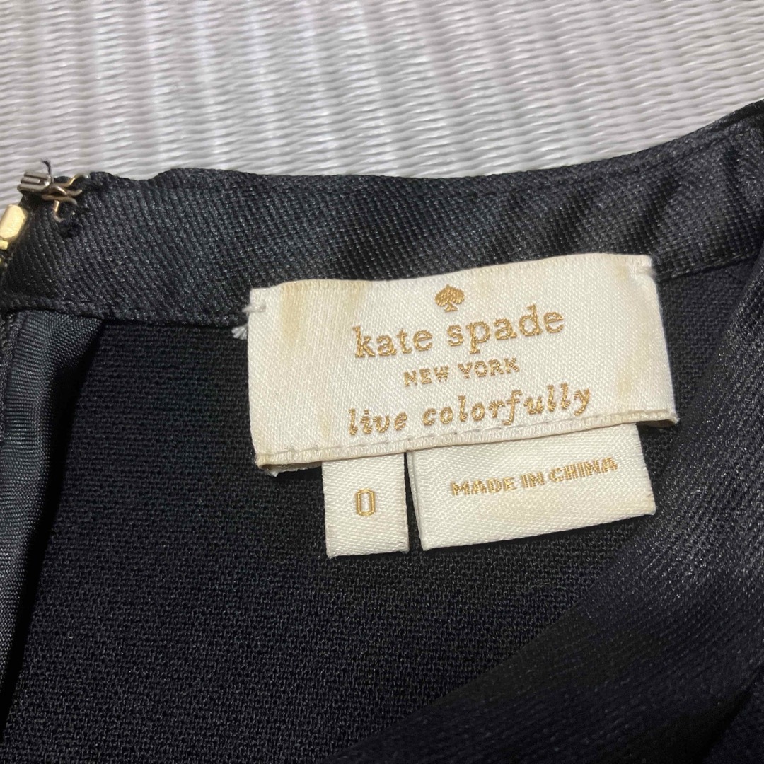 kate spade new york(ケイトスペードニューヨーク)のケイトスペード　半袖カットソー　ビジュー レディースのトップス(カットソー(半袖/袖なし))の商品写真