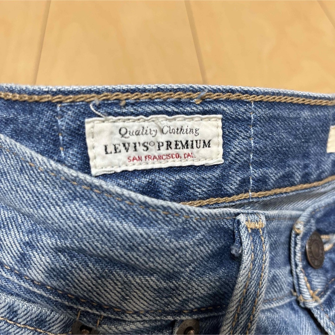 Levi's(リーバイス)の送料込み⭐︎半額以下！【Levi's】ハイウエストルーズフレア レディースのパンツ(デニム/ジーンズ)の商品写真