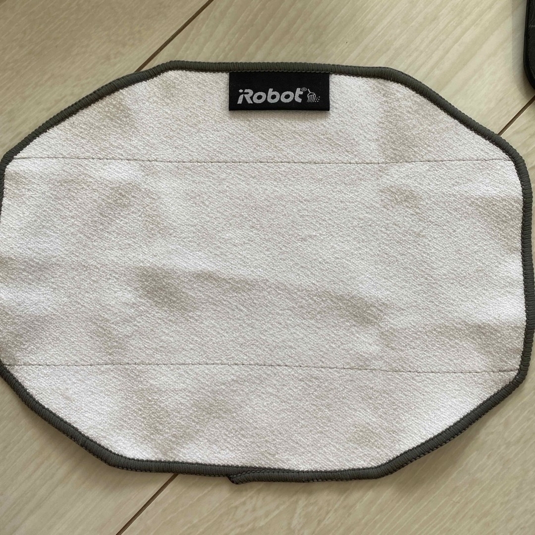 iRobot(アイロボット)の【良品】アイロボット ブラーバ 380J 390J ロボット掃除機 スマホ/家電/カメラの生活家電(掃除機)の商品写真