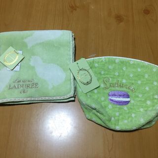 ラデュレ(LADUREE)のラデュレポーチとハンカチ　値下げ(ポーチ)