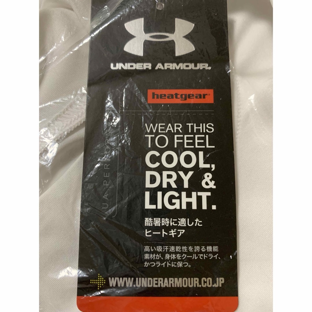 UNDER ARMOUR(アンダーアーマー)の新品タグ付き　UNDER ARMOUR アンダーアーマー　長袖モックシャツ スポーツ/アウトドアのゴルフ(ウエア)の商品写真