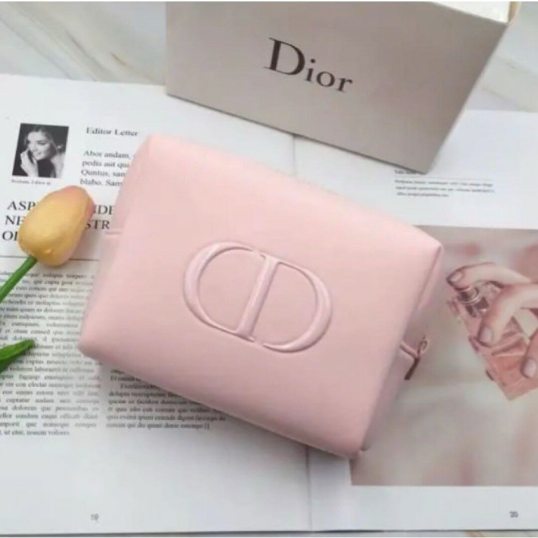 Christian Dior(クリスチャンディオール)の新品未使用　Dior ディオール  ポーチ ノベルティ ピンク レディースのファッション小物(ポーチ)の商品写真