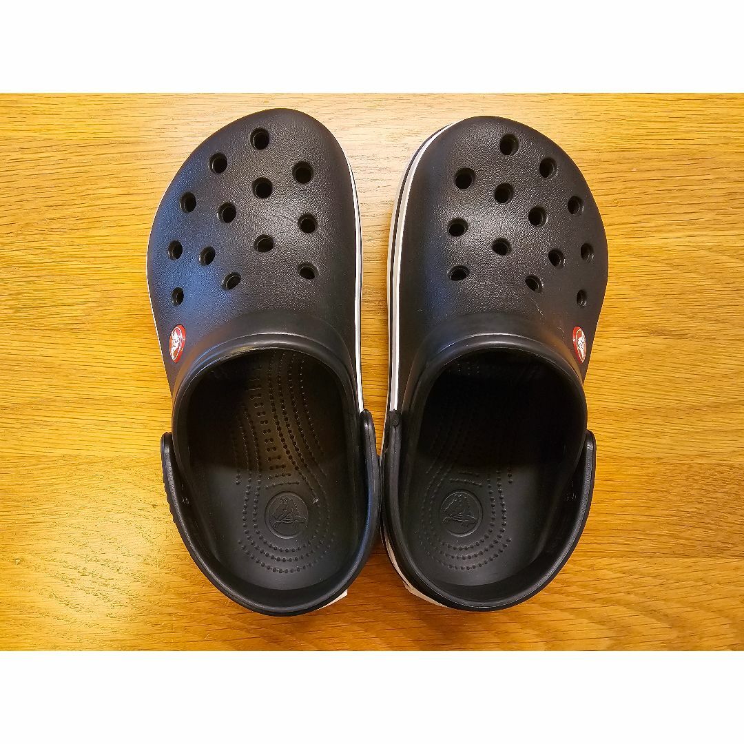 crocs(クロックス)のクロックス サンダル キッズ 20㎝ 中古 キッズ/ベビー/マタニティのキッズ靴/シューズ(15cm~)(サンダル)の商品写真