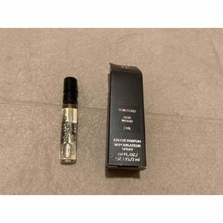 トムフォード(TOM FORD)のトムフォード　ウードウッド　公式サンプル　2ml(ユニセックス)