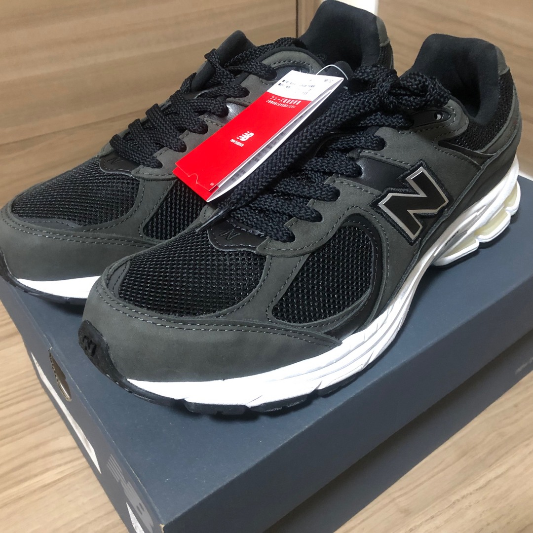 New Balance(ニューバランス)の【新品・未使用】New Balance ML2002RB BLACK  メンズの靴/シューズ(スニーカー)の商品写真