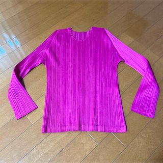 PLEATS PLEASE ISSEY MIYAKE - pleats please ピンク　トップス