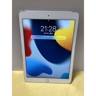 アイパッド(iPad)のiPadAir2  WiFi_セルラー64GBゴールド simロック解除済(タブレット)