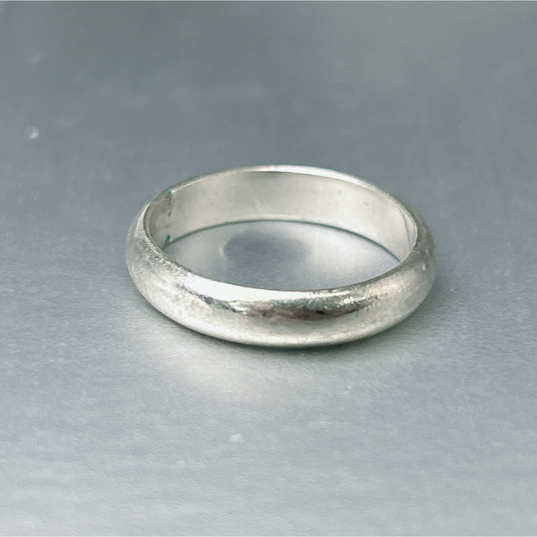 伝統的で飽きのこない甲丸リング レディースのアクセサリー(リング(指輪))の商品写真
