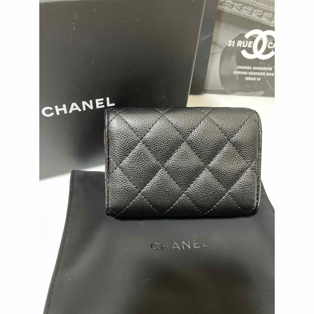 CHANEL(シャネル)の超美品♡シャネル マトラッセ 三つ折り財布 キャビアスキン 近年モデル 正規品 レディースのファッション小物(財布)の商品写真