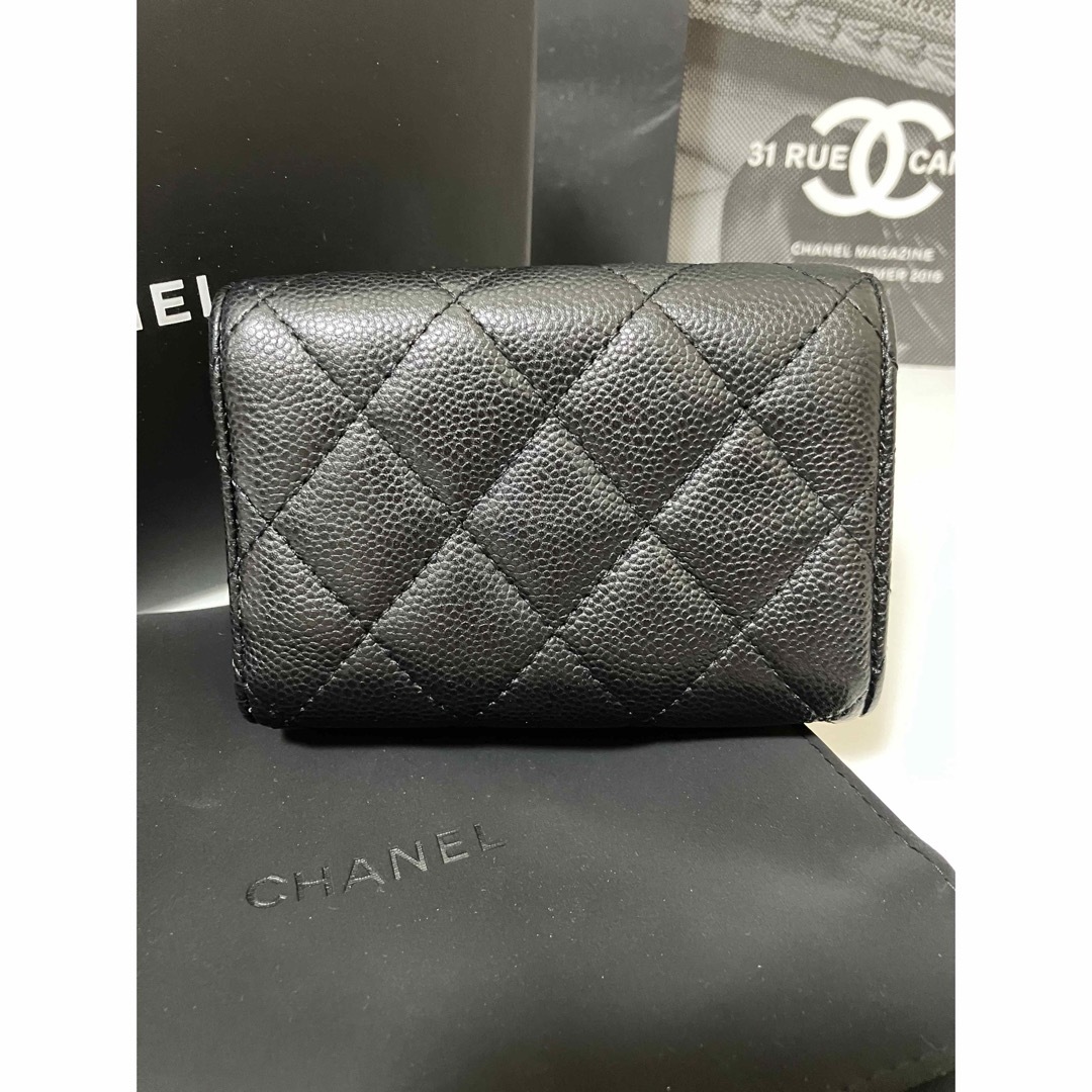 CHANEL(シャネル)の超美品♡シャネル マトラッセ 三つ折り財布 キャビアスキン 近年モデル 正規品 レディースのファッション小物(財布)の商品写真