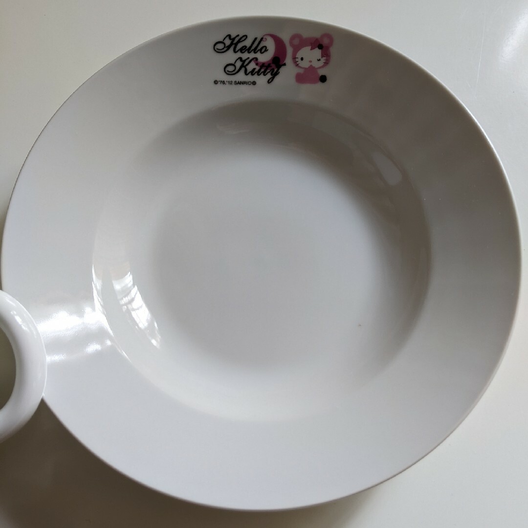 ハローキティ(ハローキティ)のハローキティ　スーププレート&マグカップ インテリア/住まい/日用品のキッチン/食器(食器)の商品写真
