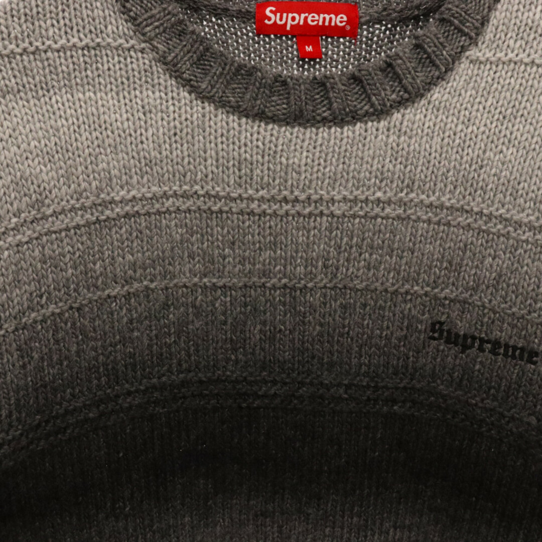 Supreme(シュプリーム)のSUPREME シュプリーム 22AW Gradient Stripe Sweater クルーネック ストライプ ニット セーター ブラック/グレー メンズのトップス(ニット/セーター)の商品写真