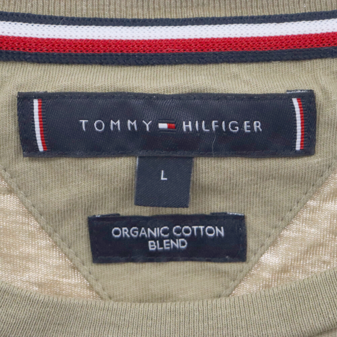 TOMMY HILFIGER(トミーヒルフィガー)のTOMMY HILFIGER トミーヒルフィガー バックロゴTシャツ 半袖 ショートスリーブカットソー カーキ メンズのトップス(Tシャツ/カットソー(半袖/袖なし))の商品写真