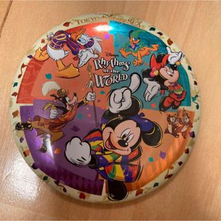 ディズニー(Disney)の東京ディズニーシー　リズムオブザワールド　缶バッジ　TDS TDR リゾート(バッジ/ピンバッジ)