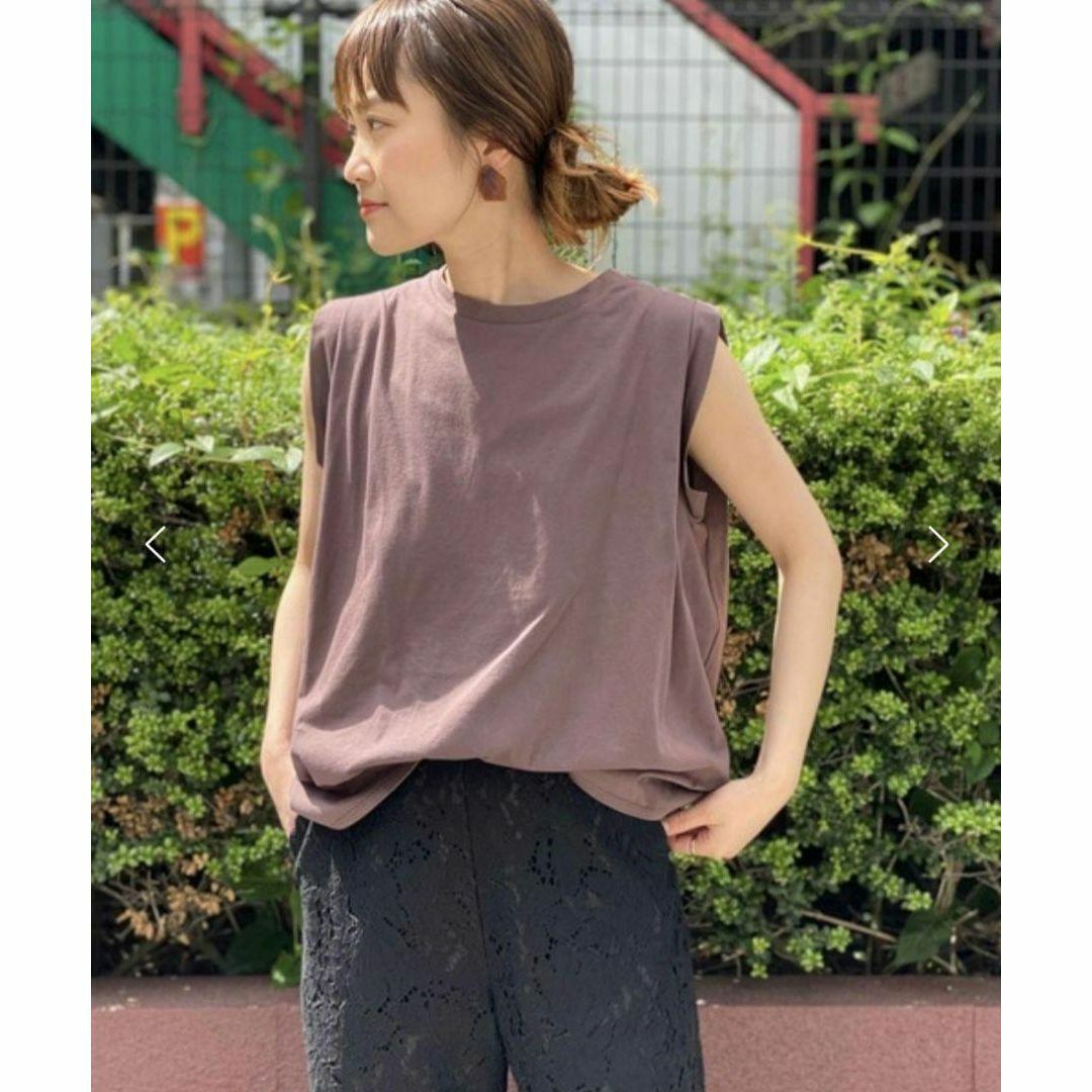 PICCIN(ピッチン)のピッチン　タックショルダーカットソー　タックショルダー　tシャツ　夏服　韓国 レディースのトップス(カットソー(半袖/袖なし))の商品写真