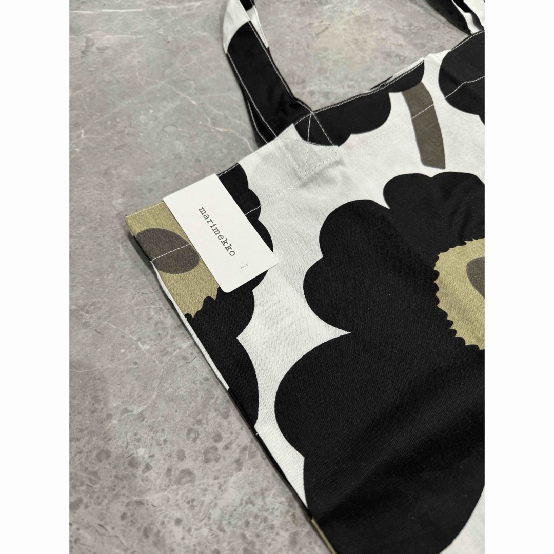 marimekko(マリメッコ)のマリメッコ　エコバッグ　新品 レディースのバッグ(エコバッグ)の商品写真