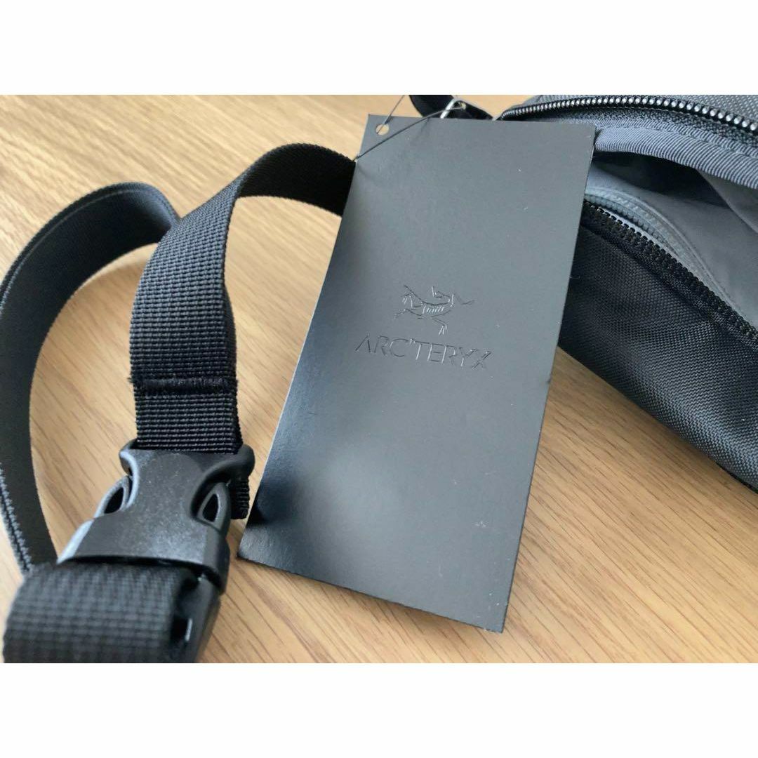 ARC'TERYX(アークテリクス)の新品 Arc'teryx（アークテリクス）マンティス2 ウエストパック ブラック メンズのバッグ(ショルダーバッグ)の商品写真