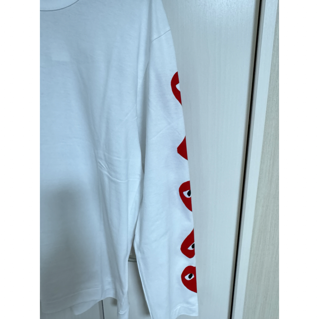 COMME des GARCONS(コムデギャルソン)のPLAY（ギャルソン）のロンＴ（新品未使用）！ メンズのトップス(Tシャツ/カットソー(七分/長袖))の商品写真