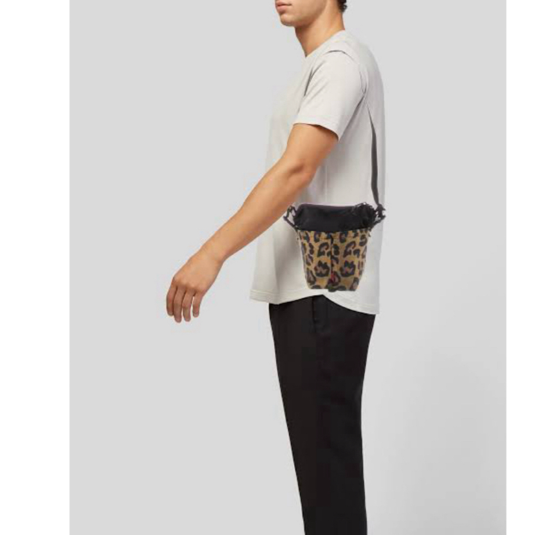 Supreme(シュプリーム)の【新品】Supreme Neck Pouch Leopard メンズのバッグ(ウエストポーチ)の商品写真