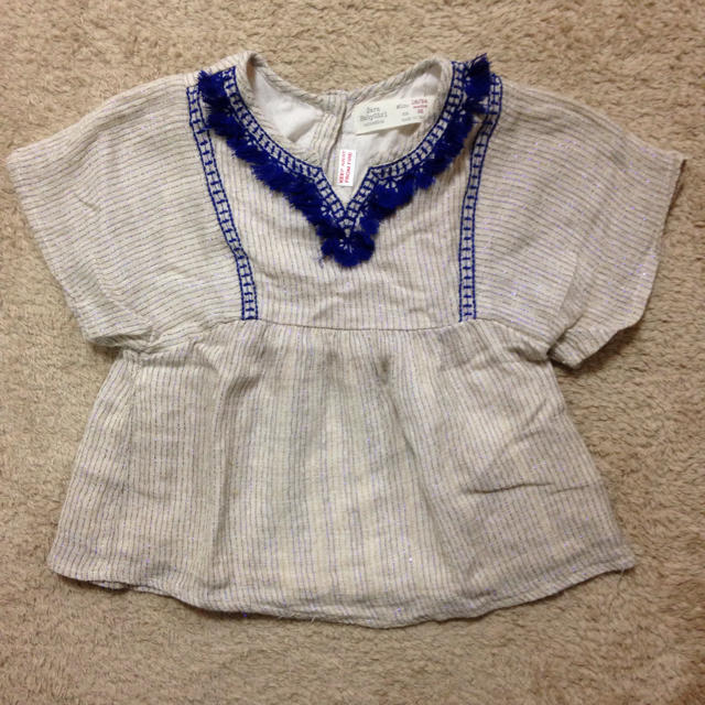 ZARA KIDS(ザラキッズ)のZARA babygirl♡92cmフリンジトップス キッズ/ベビー/マタニティのキッズ服女の子用(90cm~)(ブラウス)の商品写真