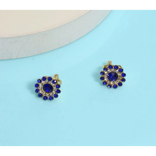 ピアス(ピアス)