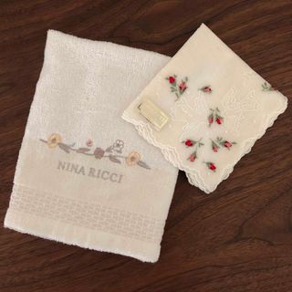 ニナリッチ(NINA RICCI)のニナリッチ【訳あり未使用】ハンカチ＆タオルハンカチ【２枚】オフホワイト　刺繍(ハンカチ)