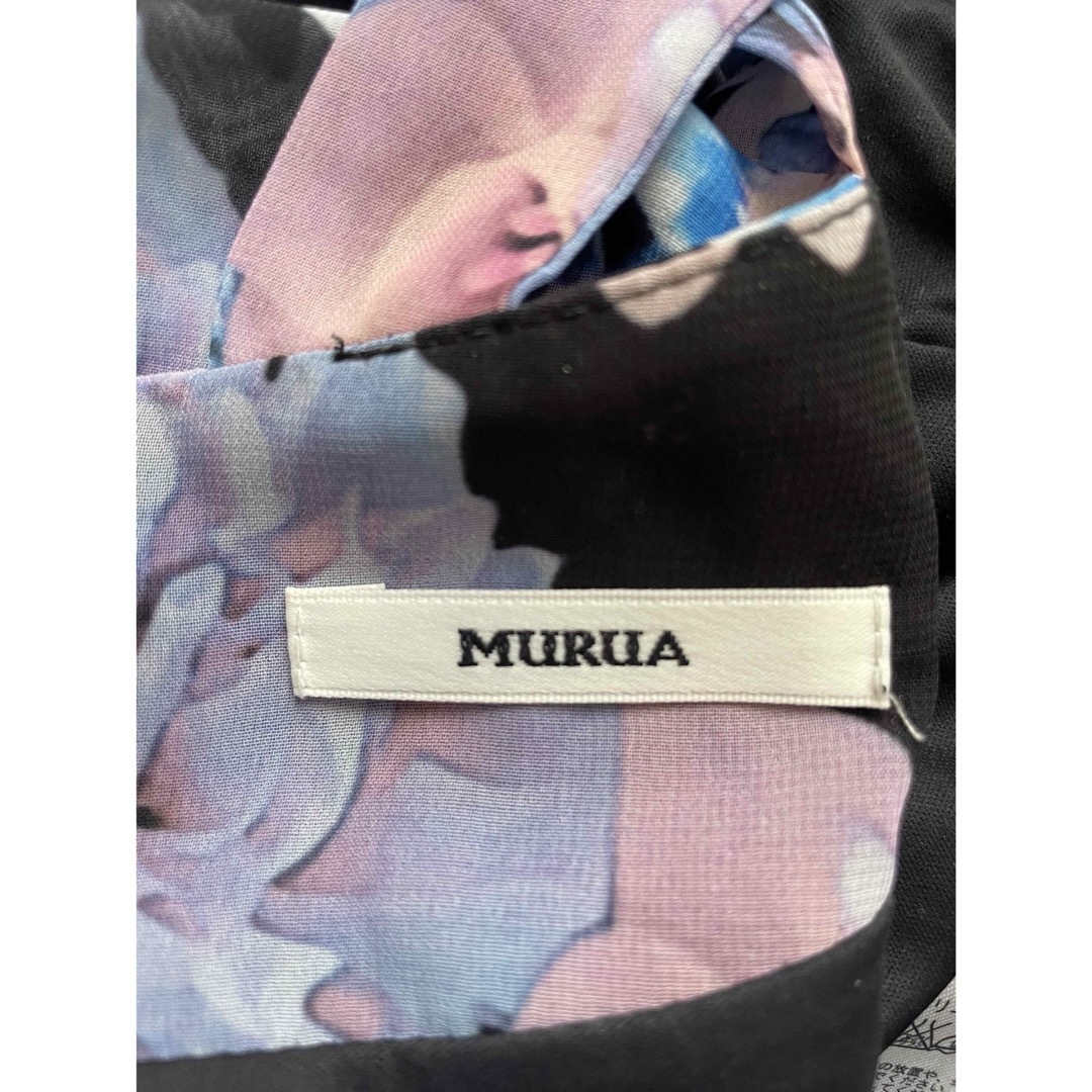 MURUA(ムルーア)のMURUA 花柄ミニワンピース レディースのワンピース(ミニワンピース)の商品写真