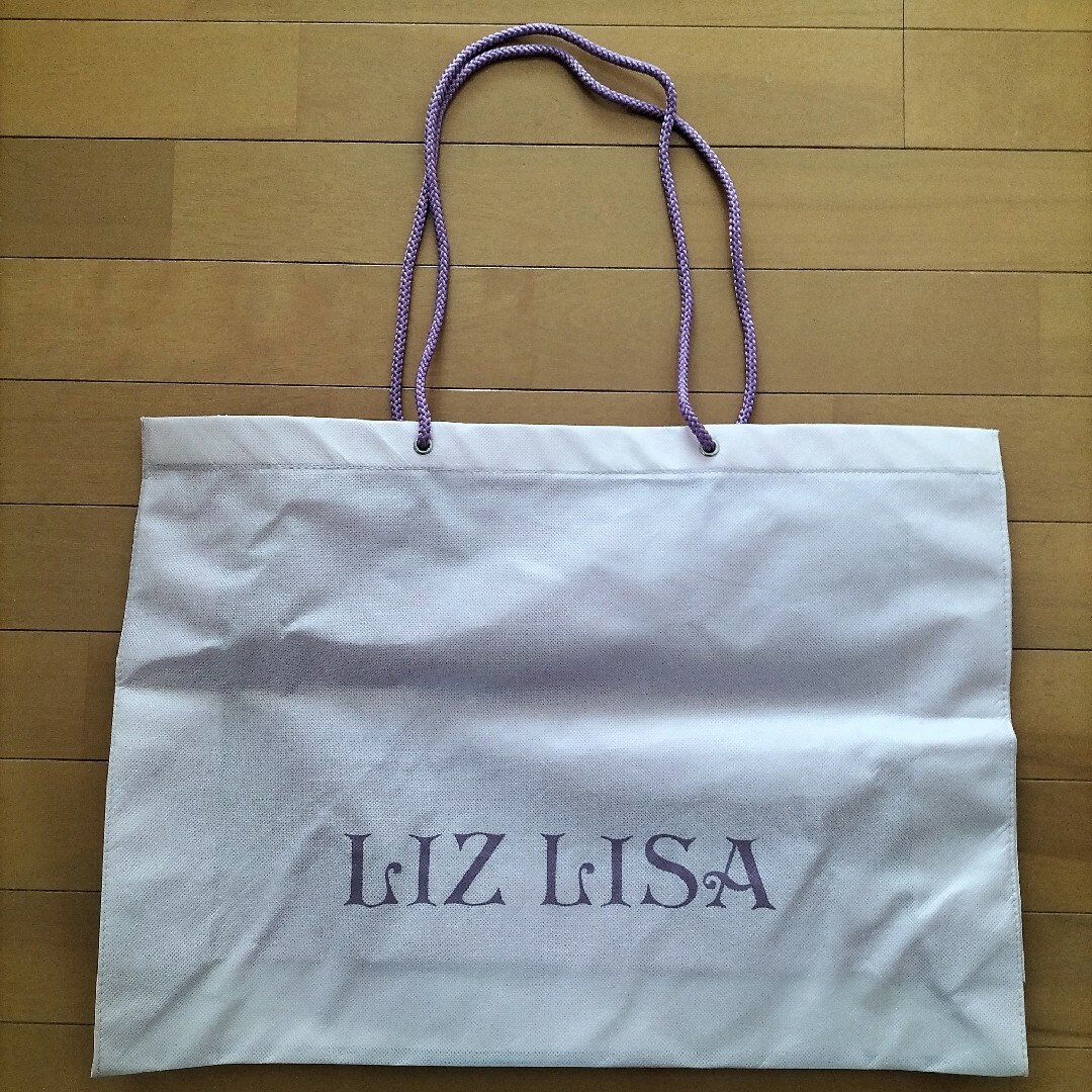 LIZ LISA(リズリサ)のLIZ LISA　リズリサ　ショップ袋　不織布　バッグ　ショッパー レディースのバッグ(ショップ袋)の商品写真