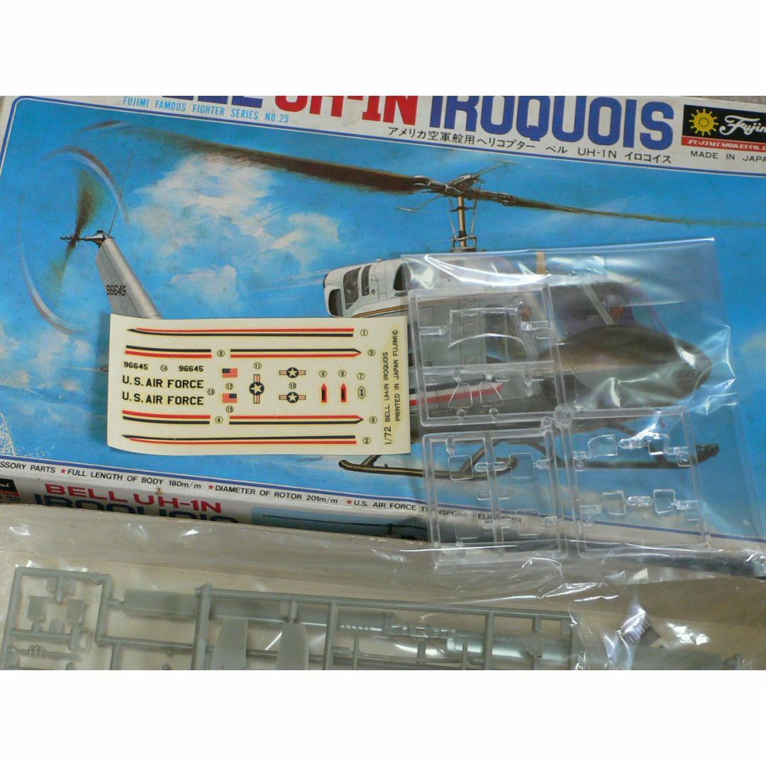 FUJIMI(フジミモケイ)の1/72 ベル UH-1N イロコイス アメリカ空軍 フジミ プラモデル エンタメ/ホビーのおもちゃ/ぬいぐるみ(プラモデル)の商品写真