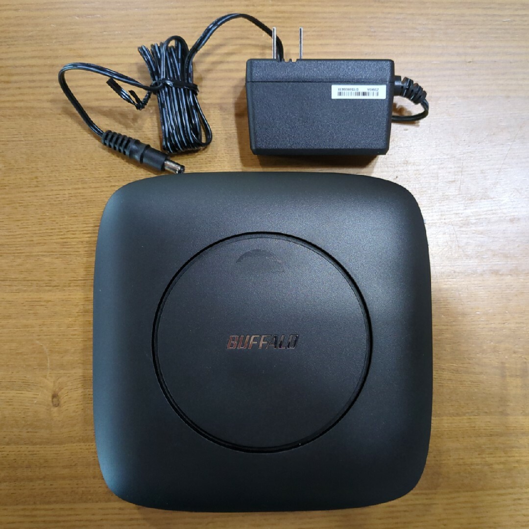 Buffalo(バッファロー)のBUFFALO Wi-Fiルーター ブラック WSR-3200AX4S-BK スマホ/家電/カメラのPC/タブレット(PC周辺機器)の商品写真