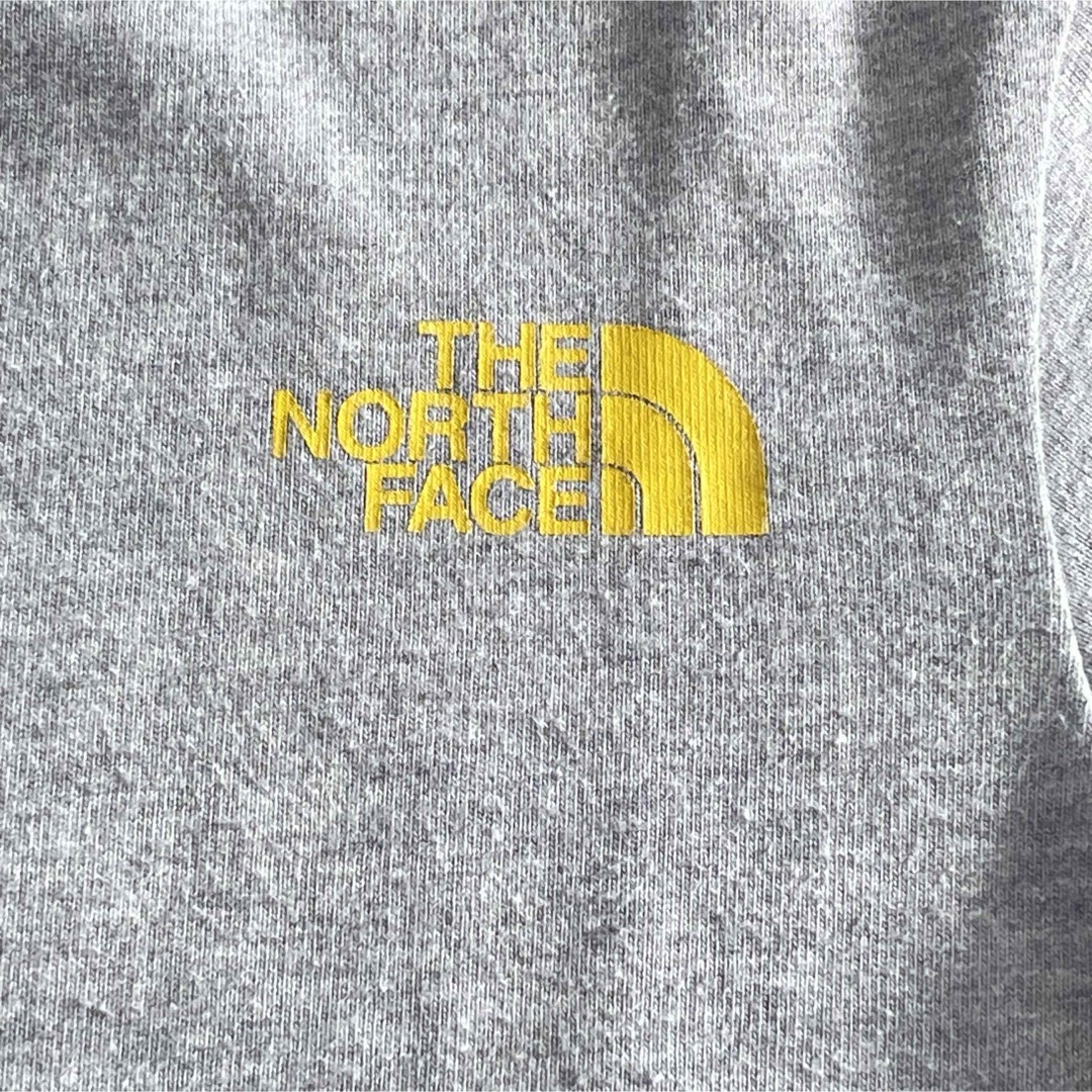 THE NORTH FACE(ザノースフェイス)のノースフェイス☆キッズ 半袖 Tシャツ グレー 120 キッズ/ベビー/マタニティのキッズ服男の子用(90cm~)(Tシャツ/カットソー)の商品写真