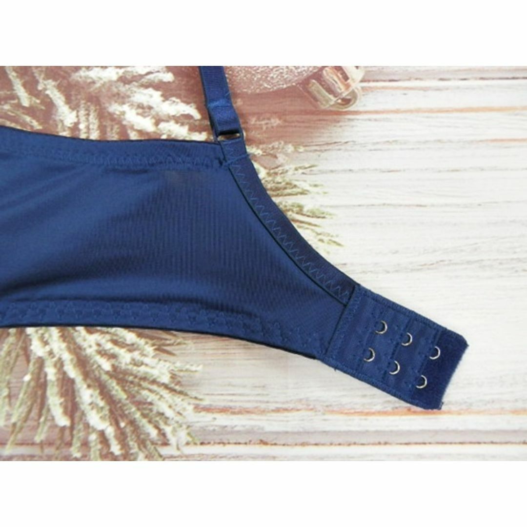 c206 C65/M 脇高ブラ＆ショーツセット 下着 紺系 フラワー刺繍 レディースの下着/アンダーウェア(ブラ&ショーツセット)の商品写真